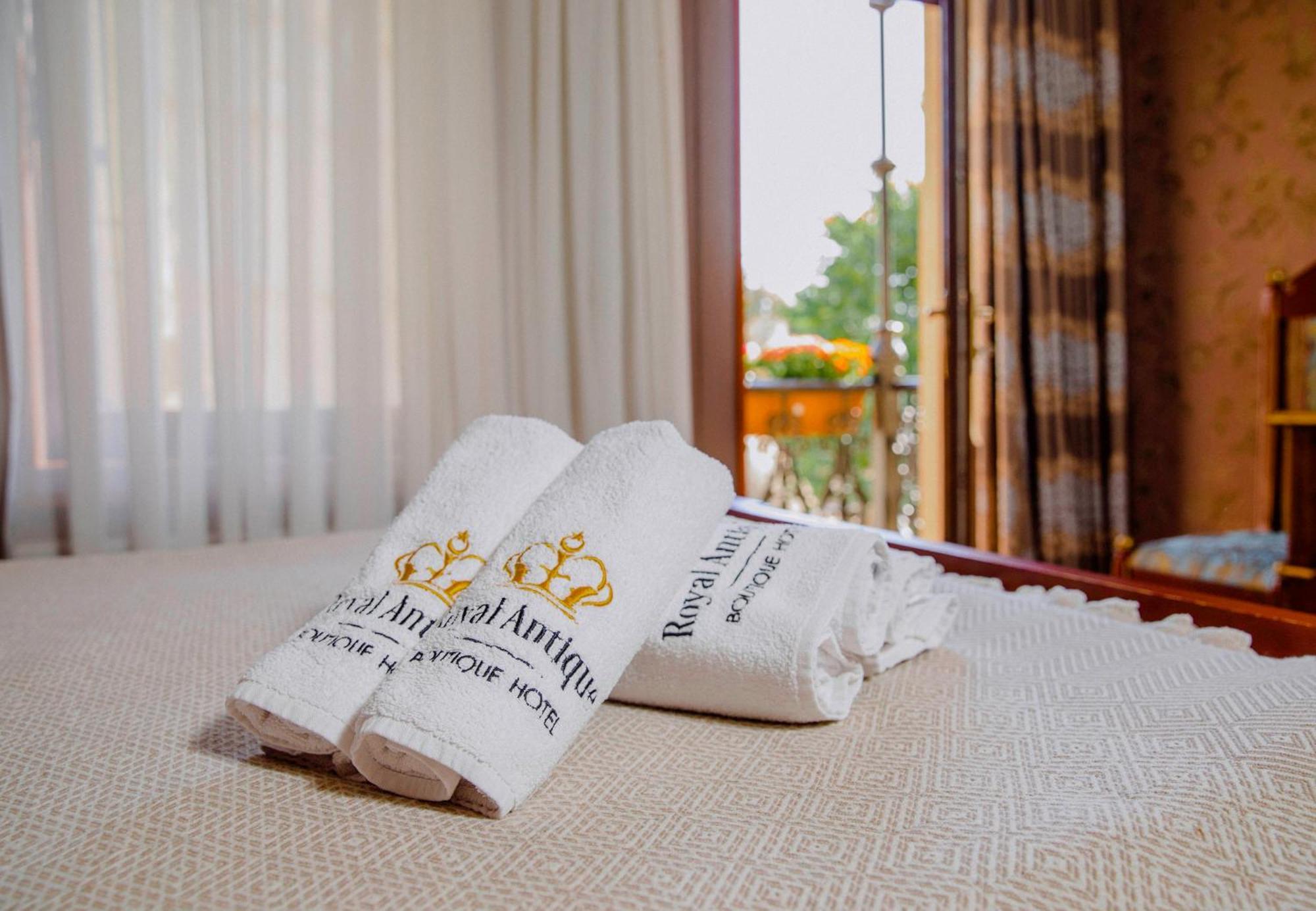 Royal Antique Boutique Hotel Baku Exteriör bild